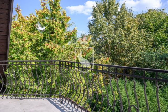 dom wolnostojący, 7 pokoi Warszawa Wesoła, ul. Brata Alberta. Zdjęcie 16