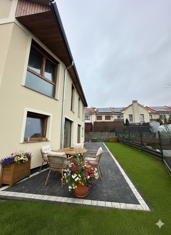 bliźniak, 4 pokoje Świebodzin, ul. Partyzancka. Zdjęcie 1