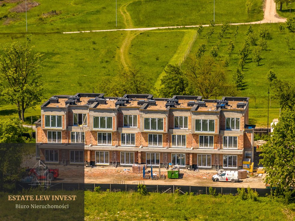 dom szeregowy, 5 pokoi Kraków, ul. Spacerowa. Zdjęcie 3