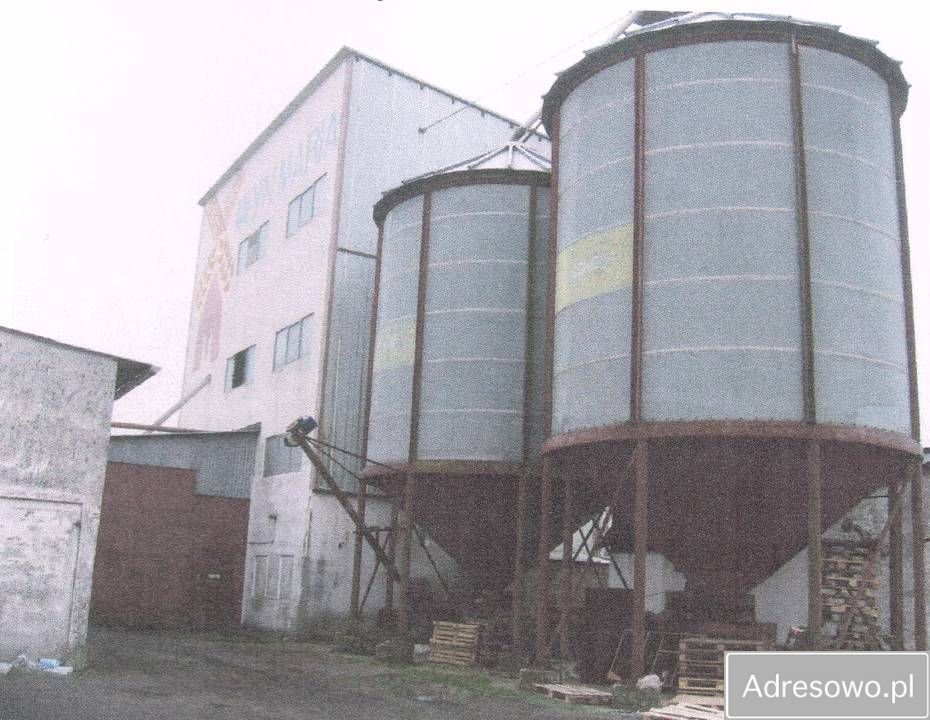 Hala/magazyn Tarnowiec. Zdjęcie 2