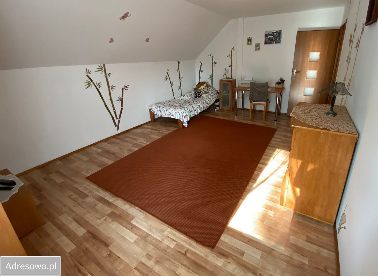 dom wolnostojący, 5 pokoi Gościęcice. Zdjęcie 8