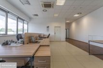 Lokal Wrocław Psie Pole, ul. Kiełczowska. Zdjęcie 3