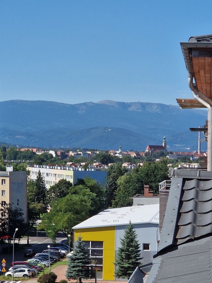 Mieszkanie 3-pokojowe Jelenia Góra Zabobrze. Zdjęcie 6
