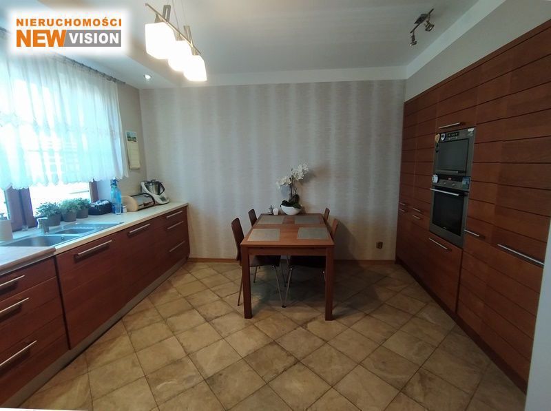 dom wolnostojący, 5 pokoi Dąbrowa Górnicza Dziewiąty, ul. Dziewiąty. Zdjęcie 3