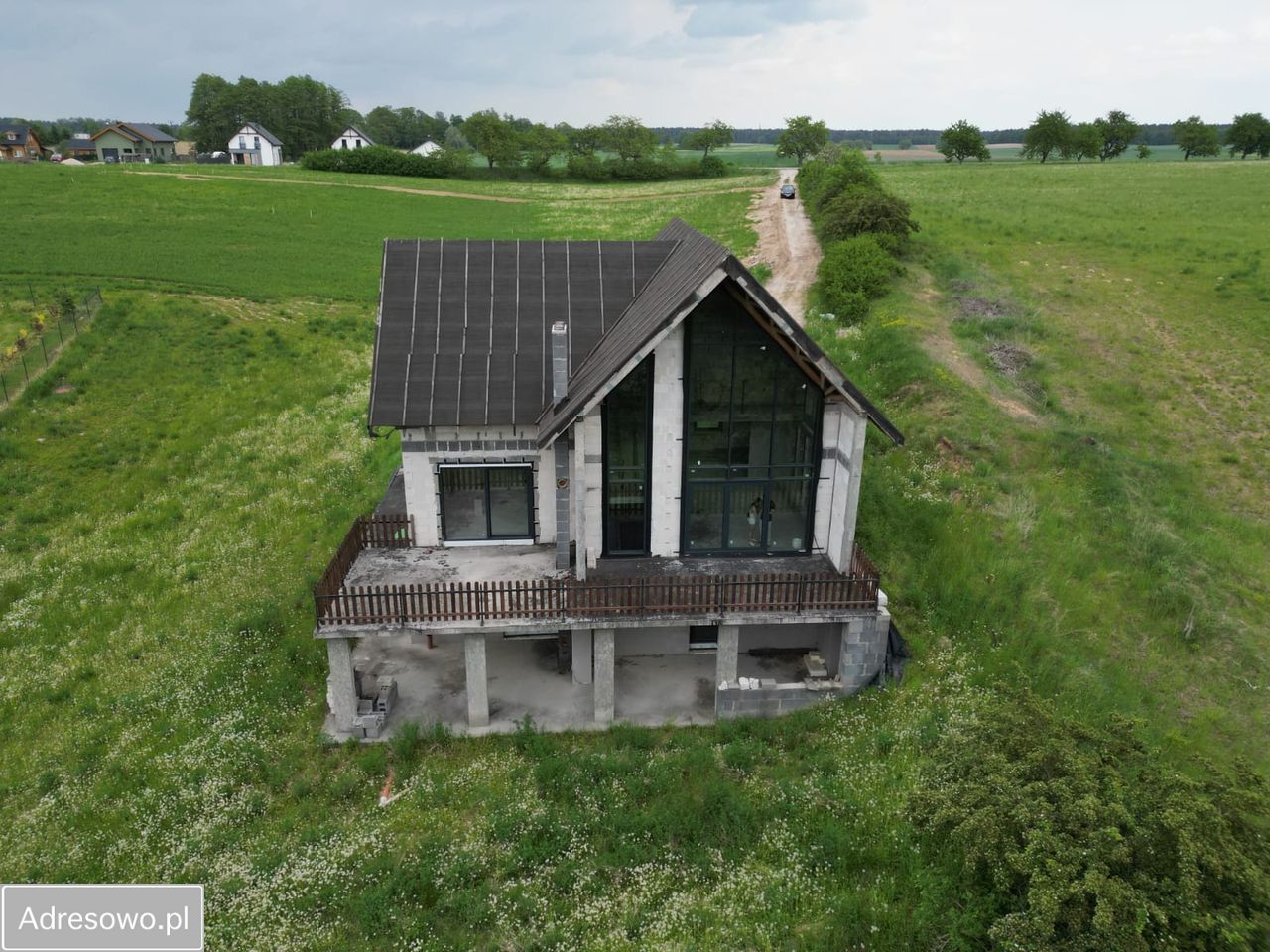 dom wolnostojący, 9 pokoi Łysinin. Zdjęcie 13