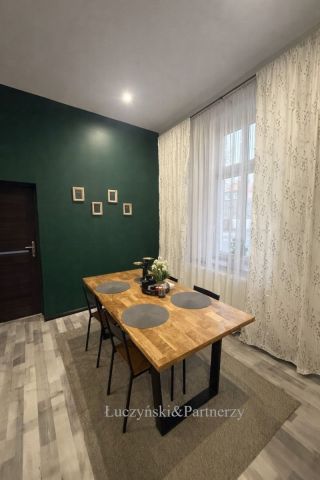 Mieszkanie 3-pokojowe Kamienna Góra. Zdjęcie 3