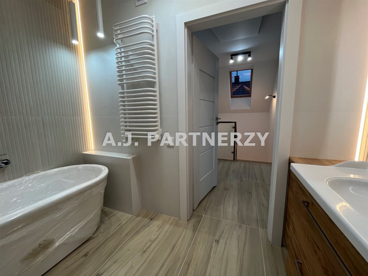 dom, 4 pokoje Koźmice Wielkie. Zdjęcie 12