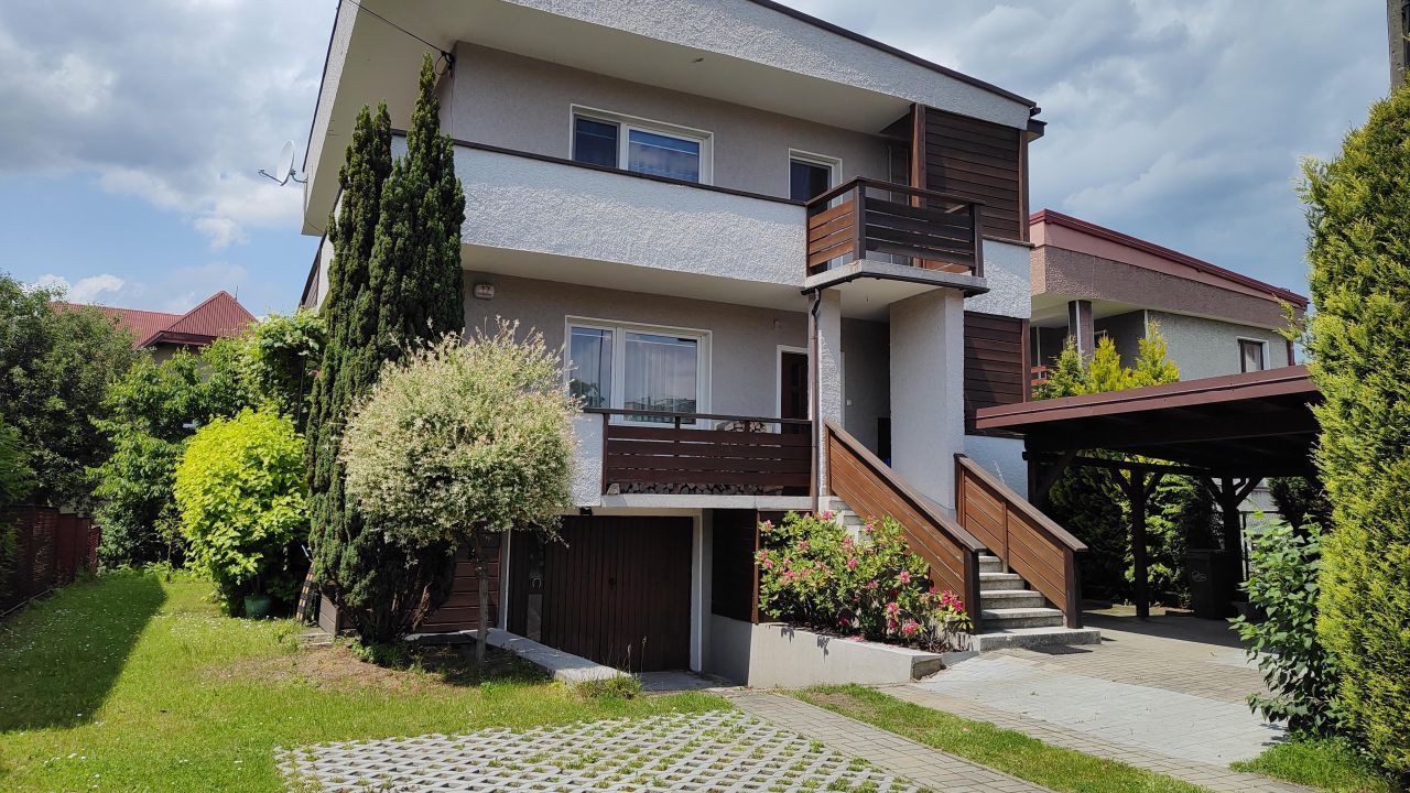 dom wolnostojący, 5 pokoi Nowy Sącz Przetakówka, ul. Na Rurach