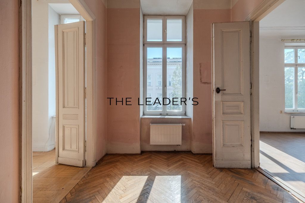 Mieszkanie 5-pokojowe Warszawa Śródmieście, ul. Stanisława Noakowskiego. Zdjęcie 3