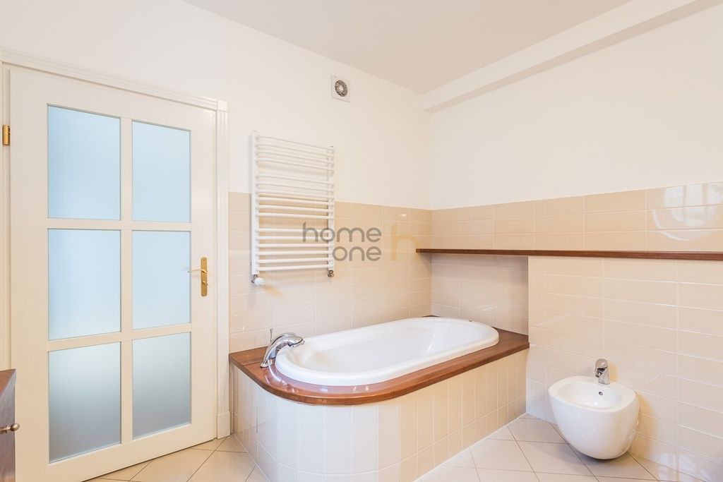 bliźniak, 7 pokoi Warszawa Mokotów. Zdjęcie 9