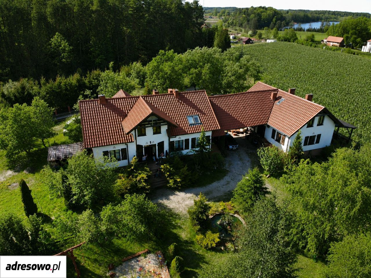 dom wolnostojący, 10 pokoi Mikołajki. Zdjęcie 2