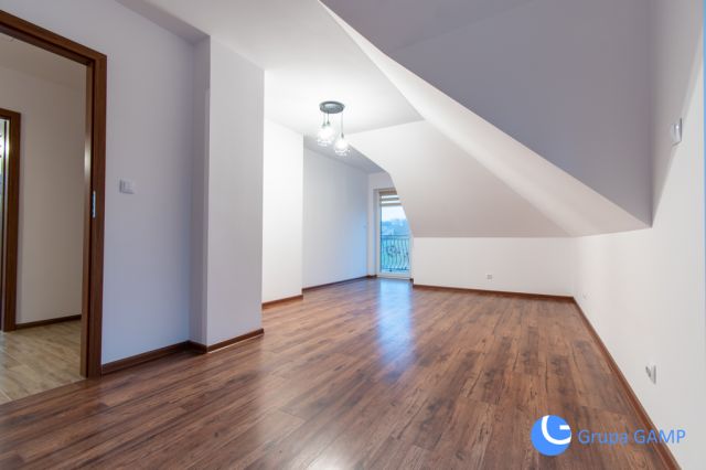 bliźniak, 6 pokoi Wieliczka. Zdjęcie 14