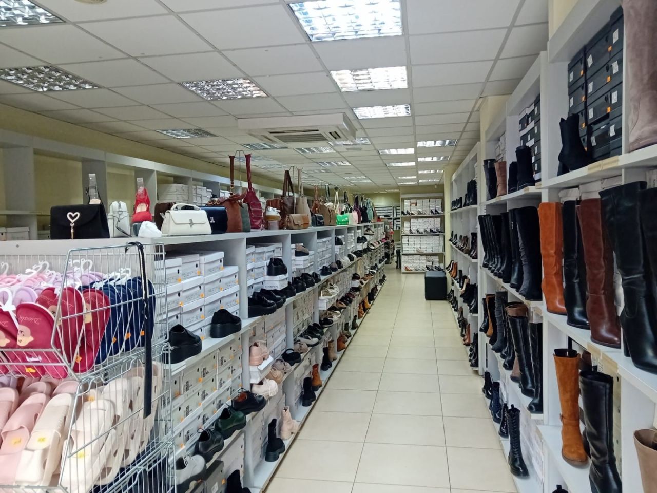 Lokal Wałbrzych, rynek Rynek. Zdjęcie 2