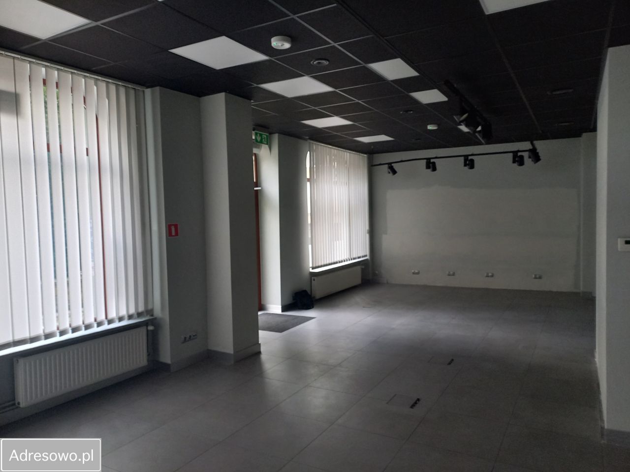 Lokal Kłodzko Centrum, pl. Bolesława Chrobrego. Zdjęcie 4