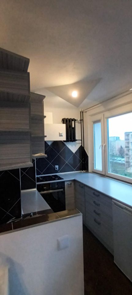 Mieszkanie 1-pokojowe Kielce Czarnów, ul. Jagiellońska. Zdjęcie 2