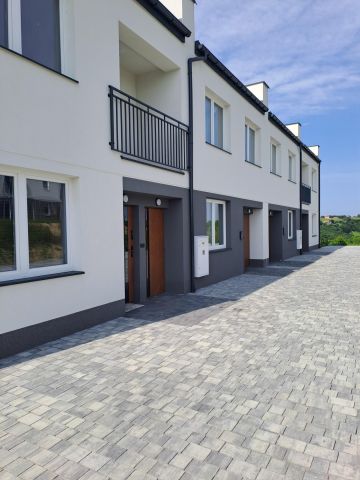 Mieszkanie 4-pokojowe Mogilno Podlesie. Zdjęcie 1