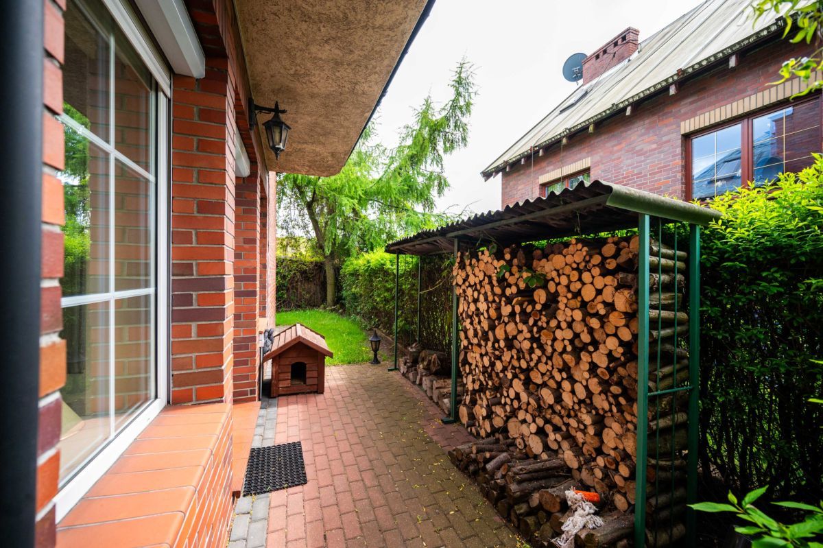 dom wolnostojący, 6 pokoi Rumia, ul. Kwiatowa. Zdjęcie 29