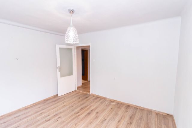 Mieszkanie 2-pokojowe Ostrowiec Świętokrzyski, ul. Mikołaja Kopernika. Zdjęcie 9