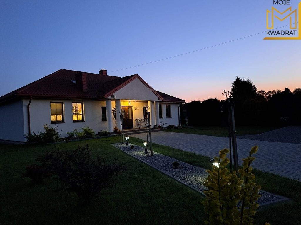 dom wolnostojący, 4 pokoje Załuże. Zdjęcie 3