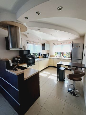 dom wolnostojący, 5 pokoi Kalisz. Zdjęcie 1