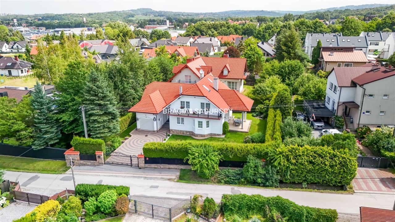 dom wolnostojący, 6 pokoi Libertów, ul. św. Floriana. Zdjęcie 36