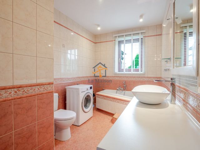 dom wolnostojący, 6 pokoi Rączna. Zdjęcie 5