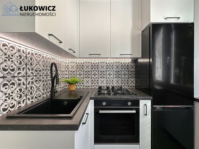 Mieszkanie 3-pokojowe Czechowice-Dziedzice. Zdjęcie 1