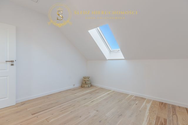 bliźniak, 4 pokoje Chróstnik. Zdjęcie 10