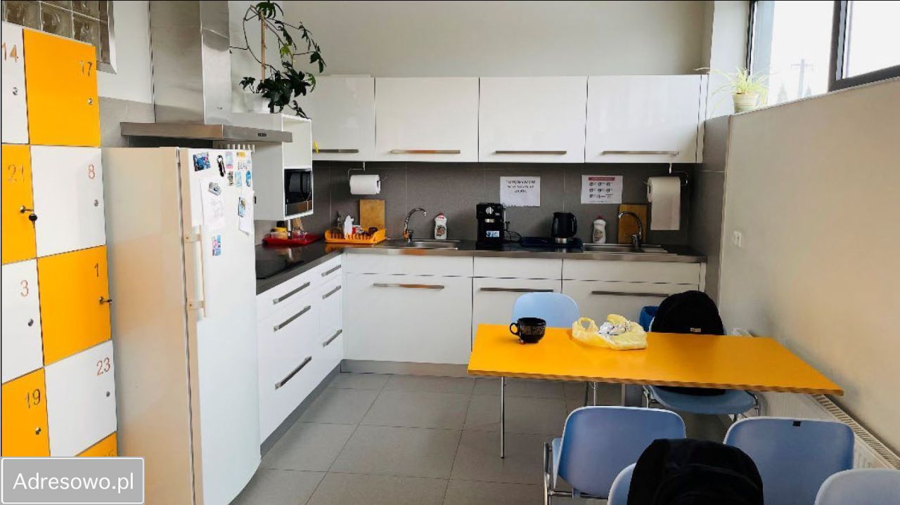 Hala/magazyn Piotrkówek Mały. Zdjęcie 3