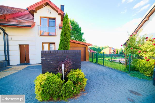 dom szeregowy, 5 pokoi Wieliczka Bogucice, ul. Pasternik. Zdjęcie 1