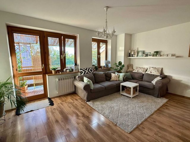 Mieszkanie 3-pokojowe Skierniewice Centrum, ul. Prymasowska. Zdjęcie 1