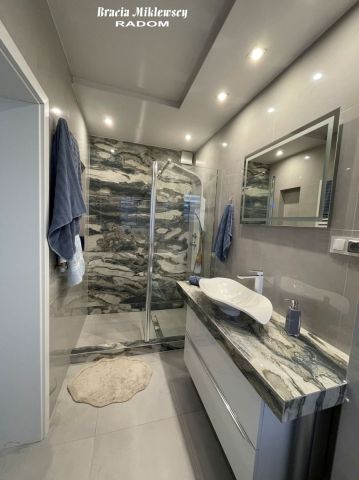 dom wolnostojący, 5 pokoi Radom Długojów Górny, ul. Malenicka. Zdjęcie 13