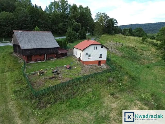 dom wolnostojący, 4 pokoje Tylawa. Zdjęcie 16