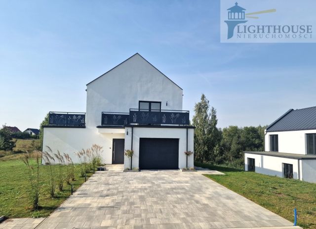 dom wolnostojący, 5 pokoi Zła Wieś. Zdjęcie 4