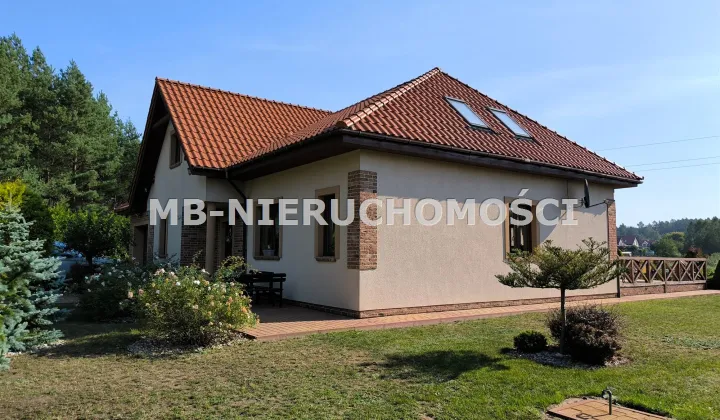 dom wolnostojący, 5 pokoi Dorotowo