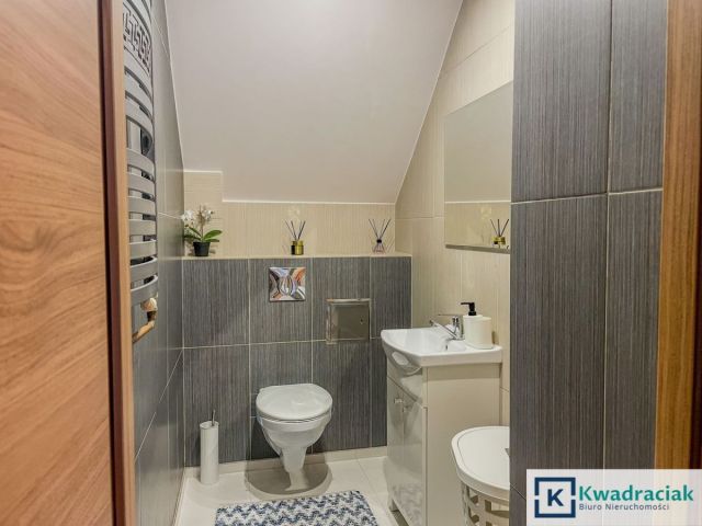 dom wolnostojący, 5 pokoi Bieździadka. Zdjęcie 20