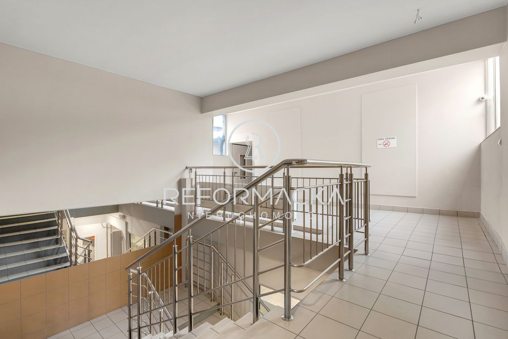 Biuro Rzeszów, al. Tadeusza Rejtana. Zdjęcie 12