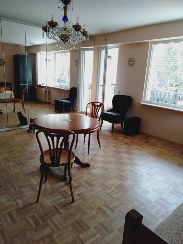 Mieszkanie 3-pokojowe Pabianice Bugaj, ul. Podleśna. Zdjęcie 1