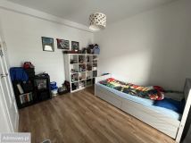 dom szeregowy, 4 pokoje Rączna. Zdjęcie 4