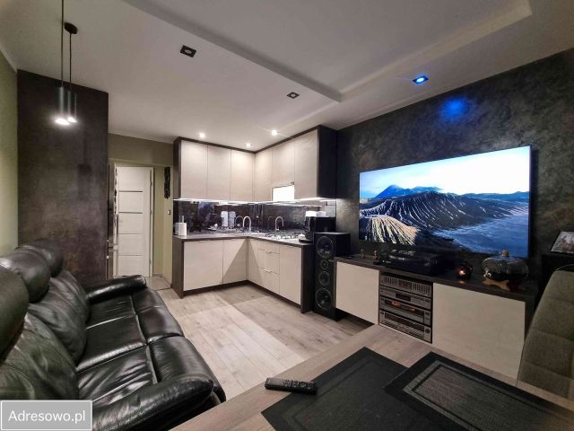 Mieszkanie 4-pokojowe Płock, ul. Stanisława Zgliczyńskiego. Zdjęcie 1