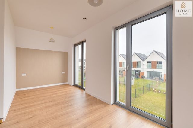 bliźniak, 4 pokoje Różnowo. Zdjęcie 4