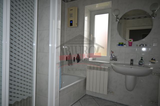 dom wolnostojący, 7 pokoi Staniszcze Wielkie, ul. Sobieskiego. Zdjęcie 7