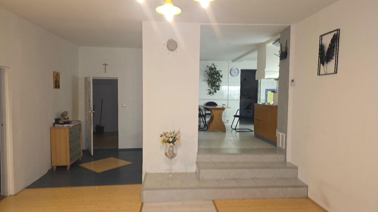 dom wolnostojący, 10 pokoi Stoszowice. Zdjęcie 13