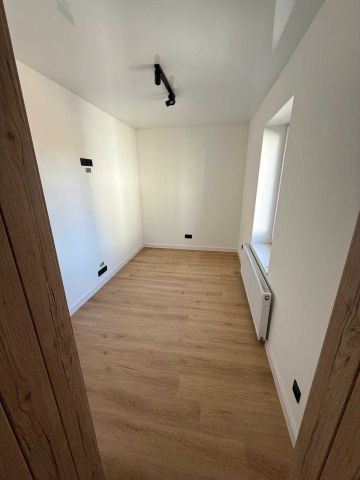 Mieszkanie 3-pokojowe Lubawka. Zdjęcie 1