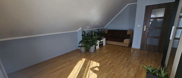 dom wolnostojący, 5 pokoi Tworzyjanów. Zdjęcie 11