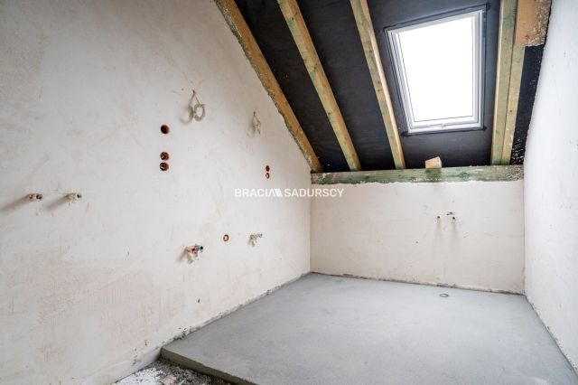 bliźniak, 6 pokoi Koźmice Wielkie. Zdjęcie 13