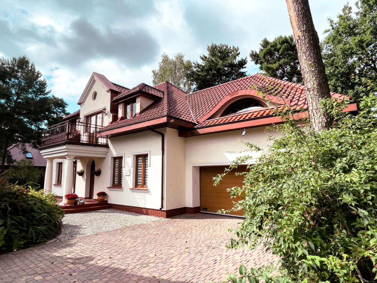 dom wolnostojący, 7 pokoi Józefów Michalin, ul. Rejtana