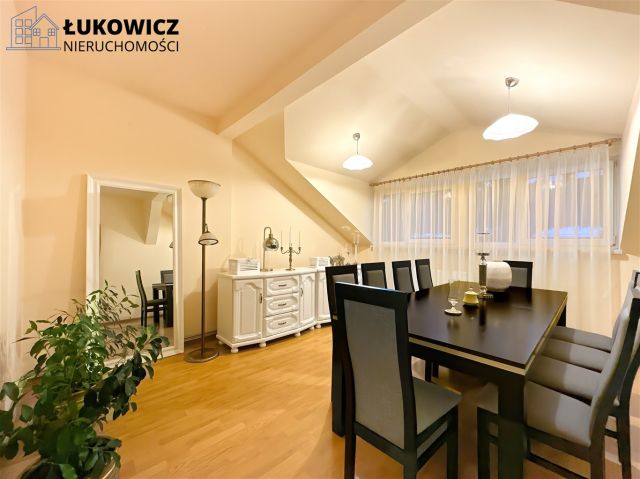 Mieszkanie 5-pokojowe Bielsko-Biała Komorowice Krakowskie. Zdjęcie 4