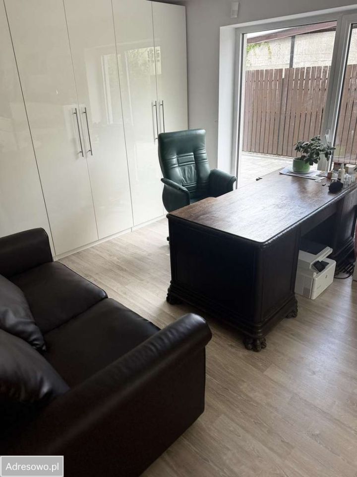 dom wolnostojący, 6 pokoi Borzęcin Mały, ul. Warszawska. Zdjęcie 15