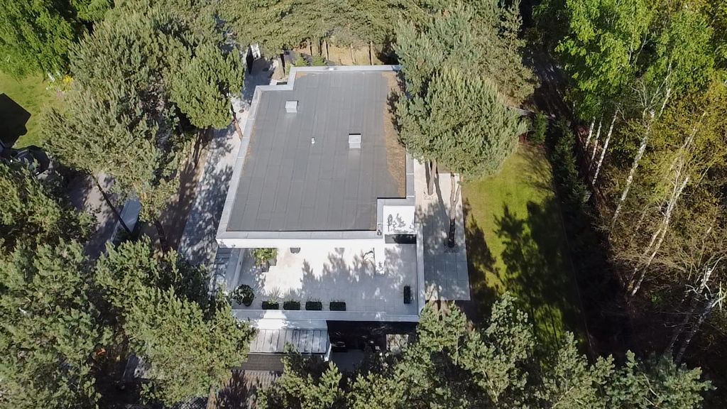 dom wolnostojący, 4 pokoje Emilia. Zdjęcie 17